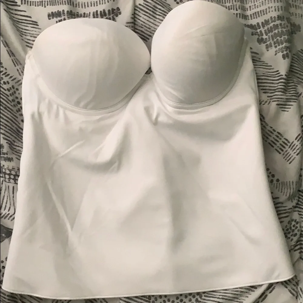 Corset - Picture 1 of 2